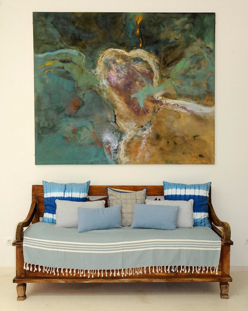 Villa Can Moon — 4-Star Luxury Hotel in Sant Josep De Sa Talaia, Spain