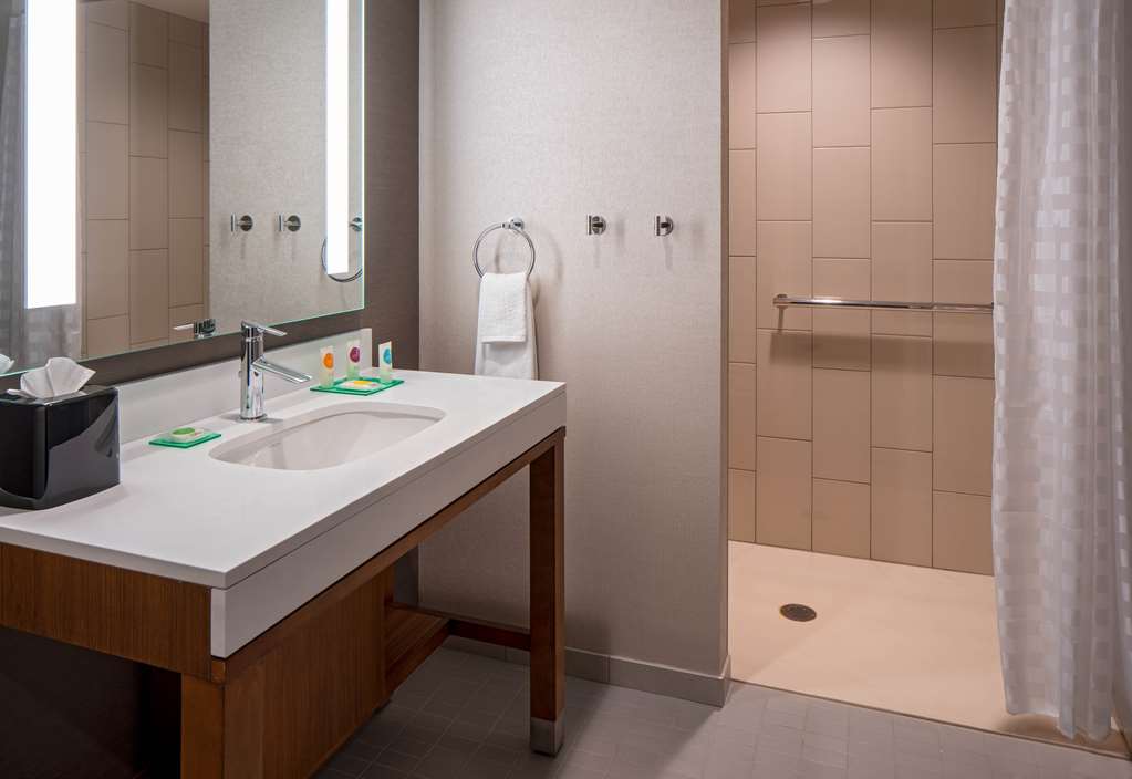 Hyatt Place Indianapolis Downtown - photo 28