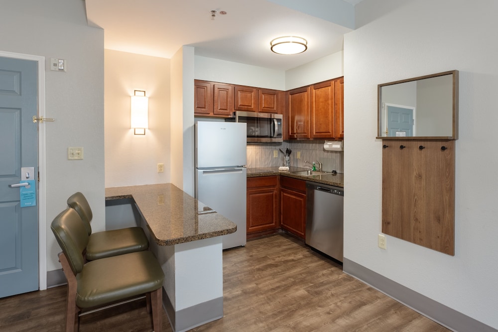 Staybridge Suites West Seneca by IHG - photo 14