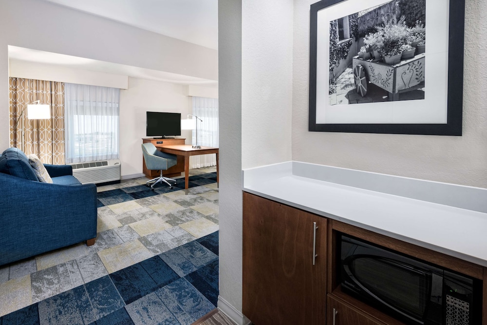 Hampton Inn & Suites San Antonio Brooks City Base - photo 20