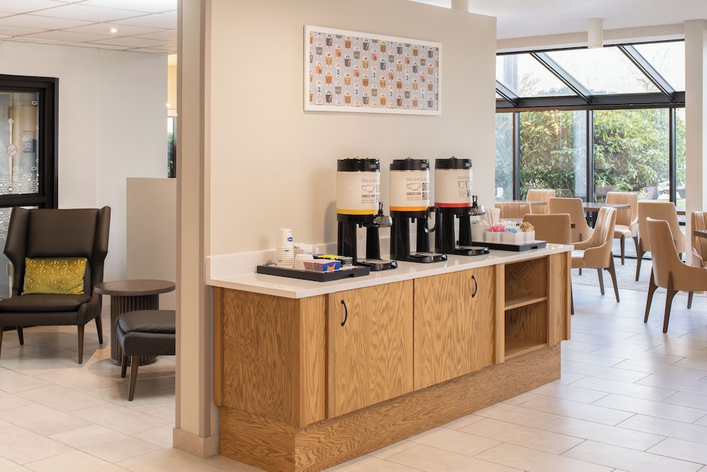 Hampton Inn Seattle Southcenter - photo 24