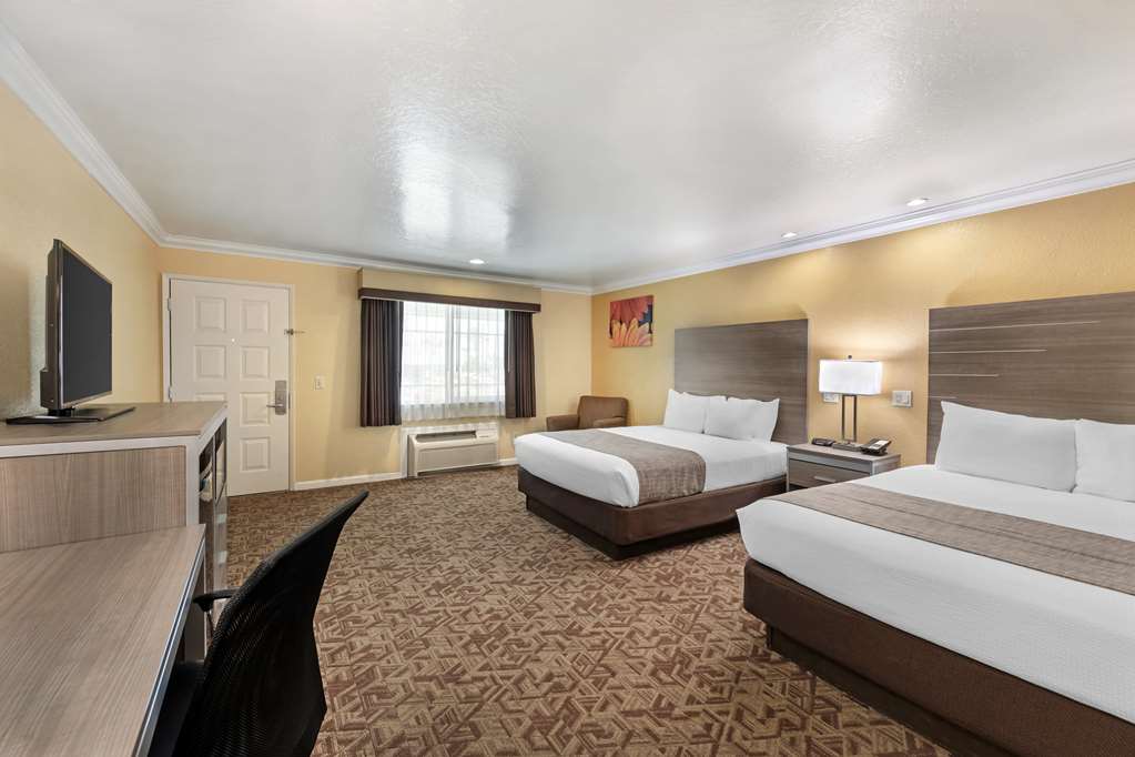 Best Western Hanford Inn - photo 19