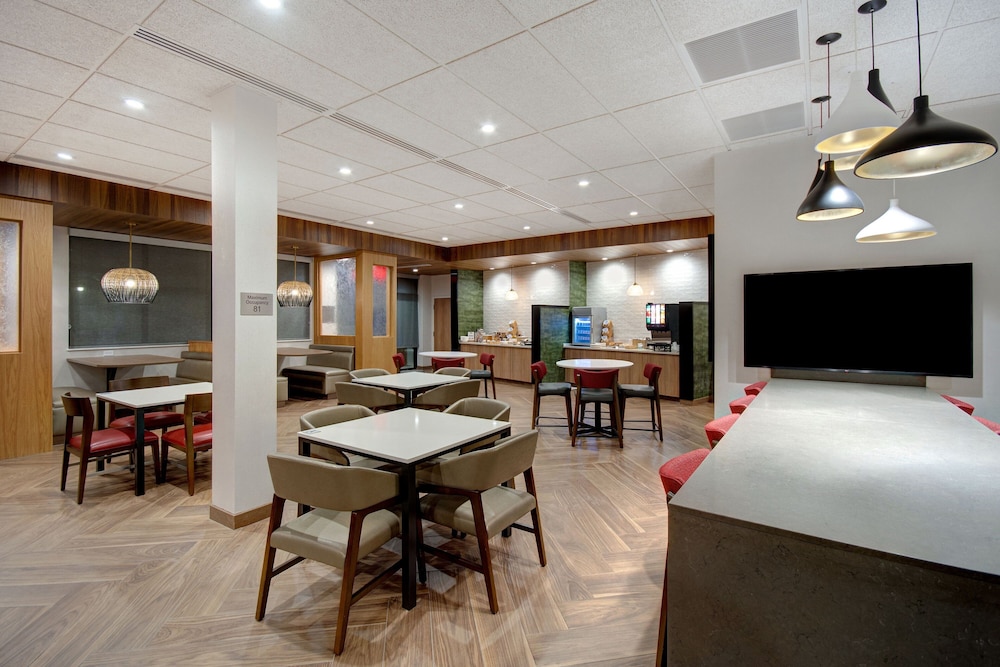 Fairfield by Marriott Inn & Suites Lancaster Palmdale - photo 31