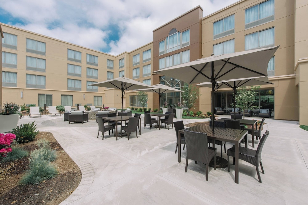 Courtyard by Marriott Nashua - photo 40