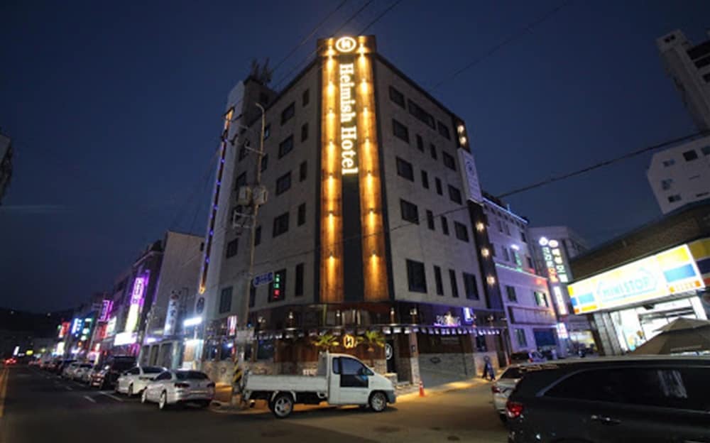 Heimishi Hotel Tongyeong in Kosong, South Korea