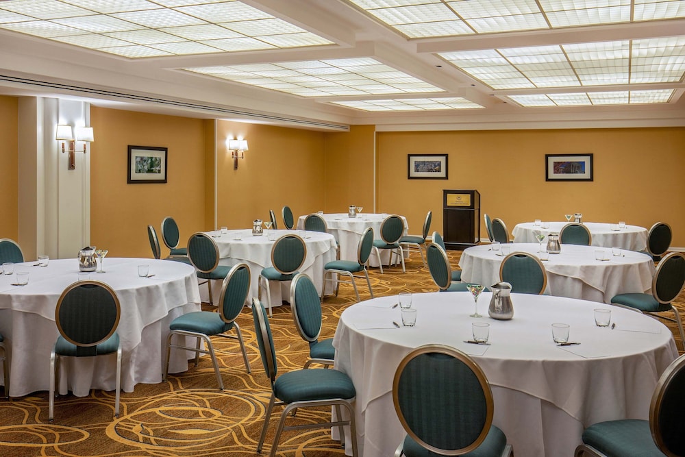 Sheraton Pentagon City Hotel - photo 38