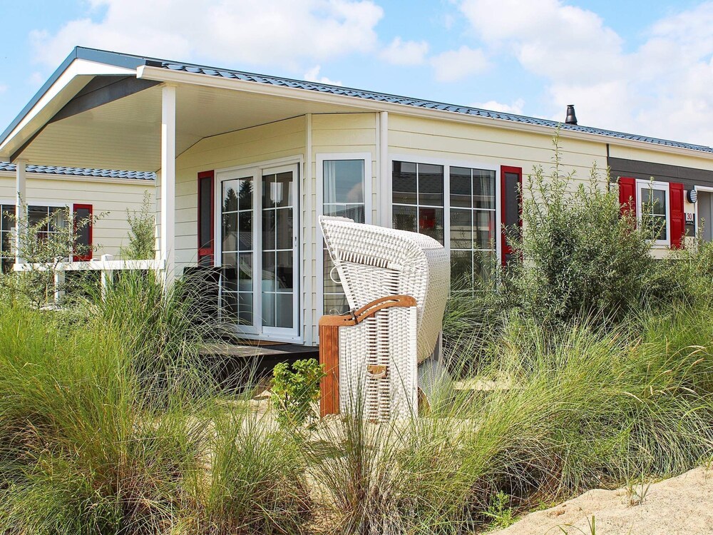 Strand 1 — 4-Star Luxury Hotel in Scharbeutz, Germany