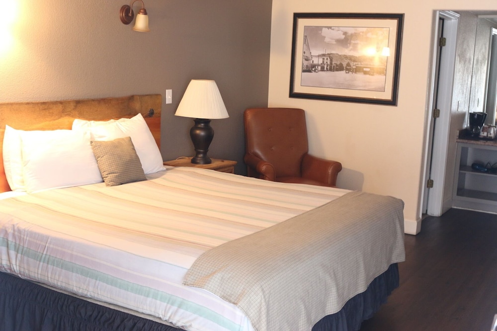 Historian Inn - photo 16