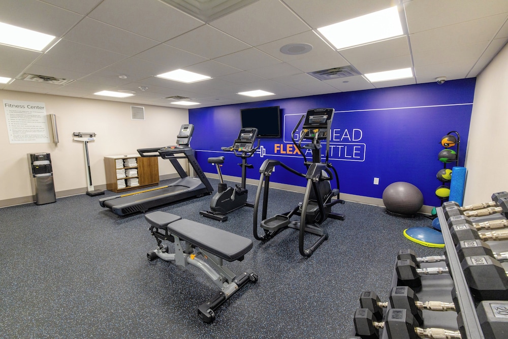 Holiday Inn Express Hotel of Neptune by IHG - photo 86