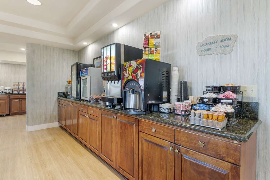 Best Western Cedar Inn & Suites - photo 13