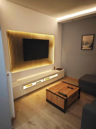 The Skeptic Home — 4-Star Luxury Hotel in Thessaloniki, Greece