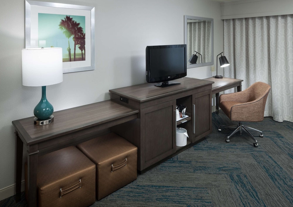Hampton Inn Los Angeles Orange County Cypress - photo 7