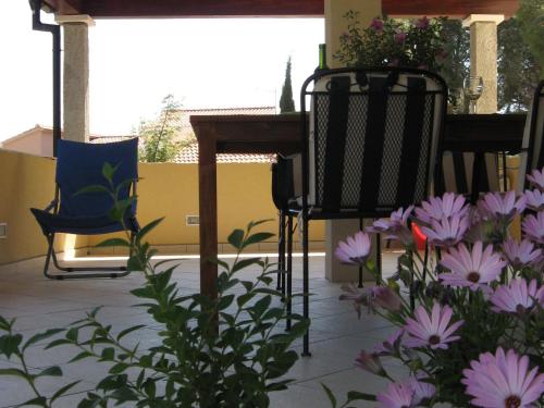 2 Bedroom Apartment With Terrace — 4-Star Luxury Hotel in Milna, Croatia