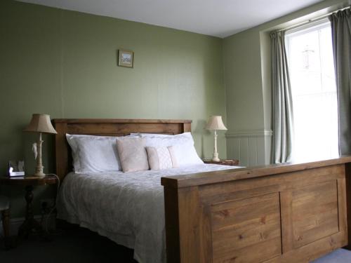 The Pack Horse Inn — hotel in South Brent