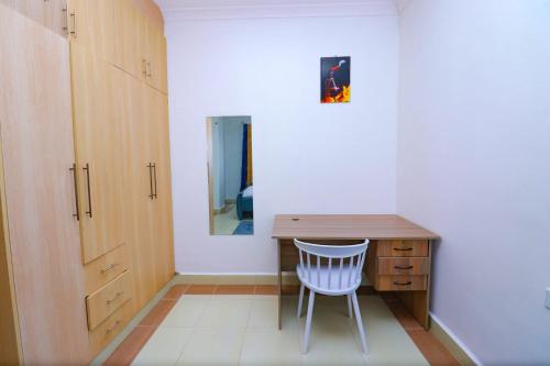 One bedroom near garden city