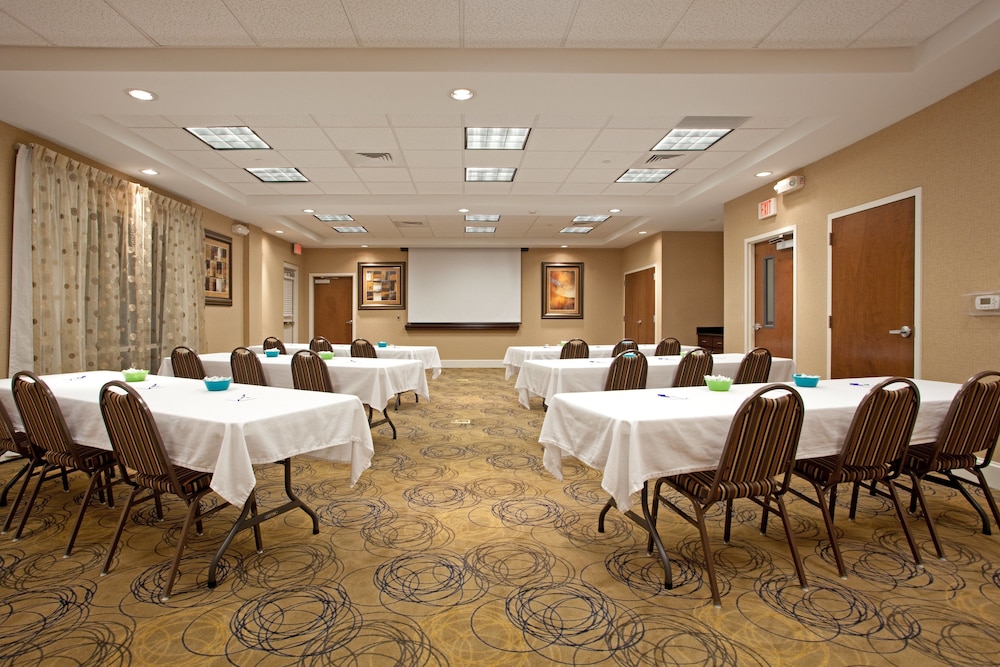 Holiday Inn Express Pembroke by IHG - photo 62