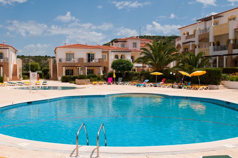 Luz Bay Hotel in Luz, Portugal