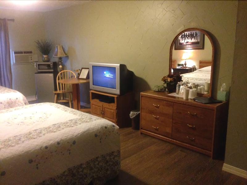 Lewis & Clark Motel of Three Forks - photo 20