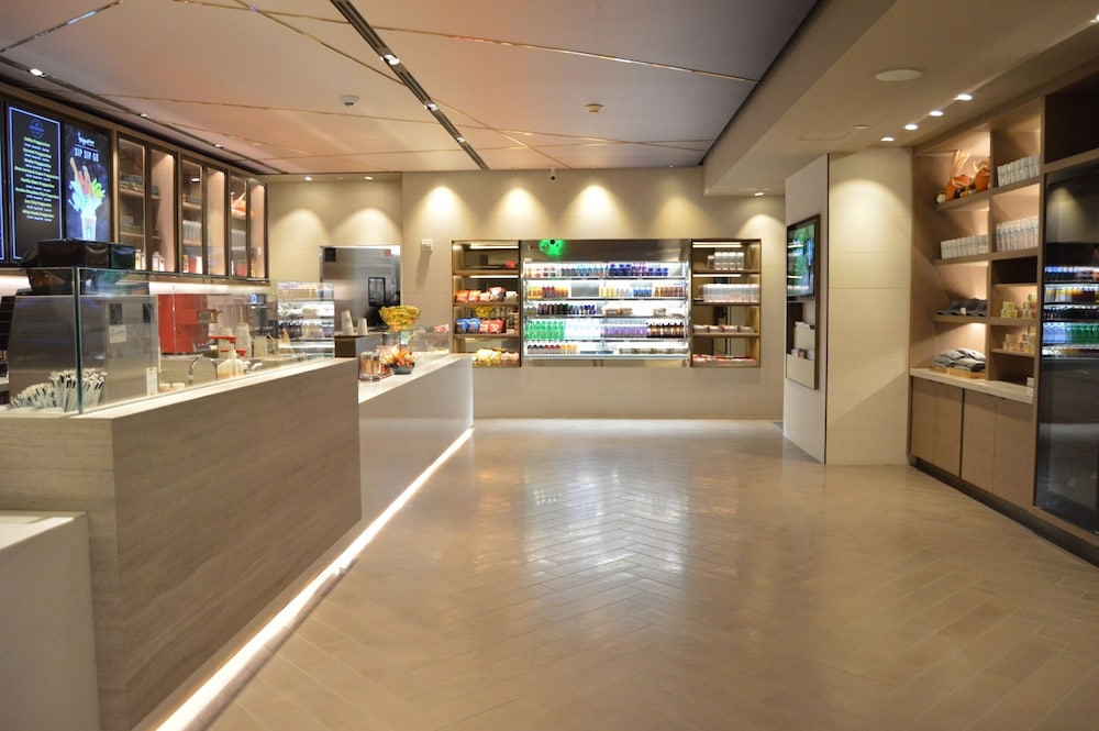 Loews Hollywood Hotel - photo 43