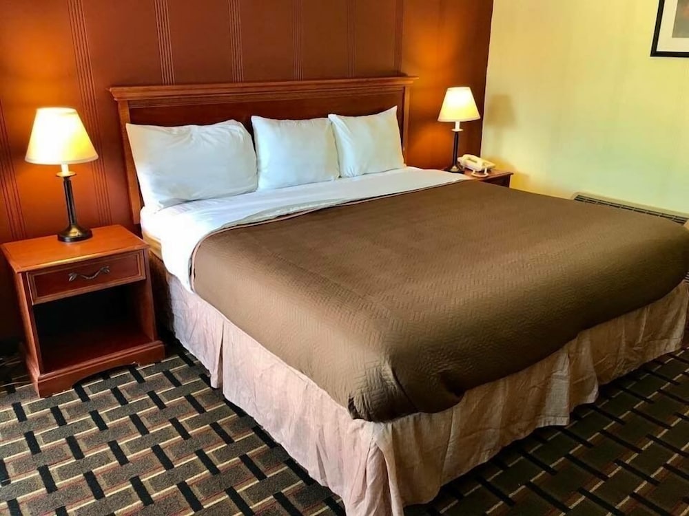 Greystone Motel - photo 3