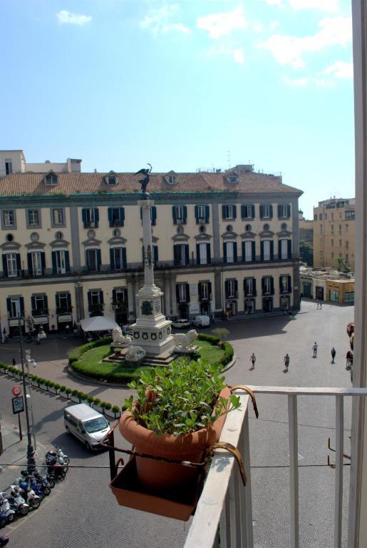 Relais Piazza dei Martiri — 4-Star Luxury Hotel in Naples, Italy