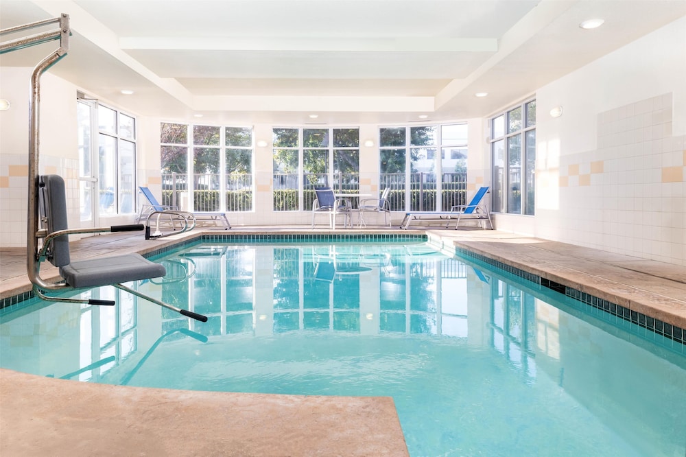 Hilton Garden Inn Ontario Rancho Cucamonga - photo 36