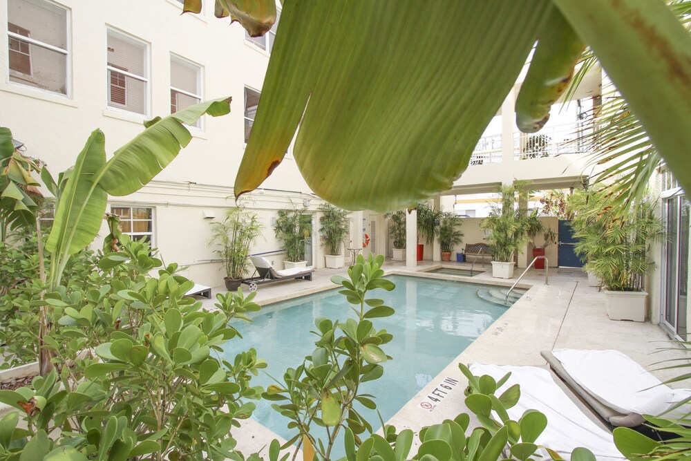 The Mercury All Suites Hotel - photo 135