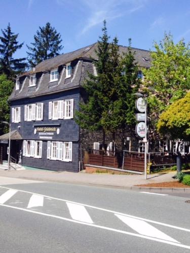 Hotel Friedrich — hotel in Hachenburg