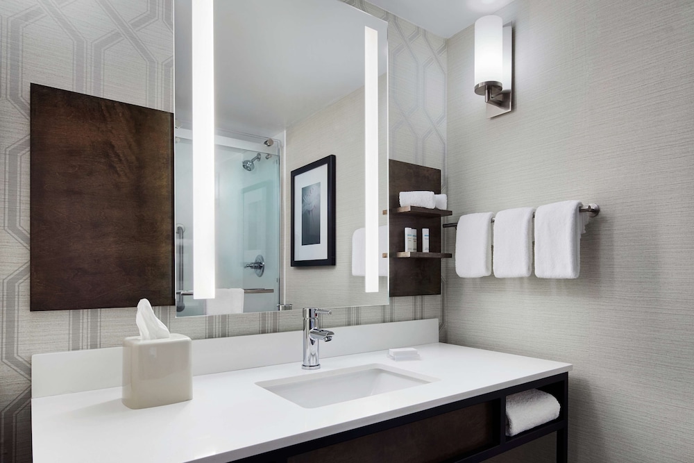 Hilton Garden Inn Allentown West - photo 16