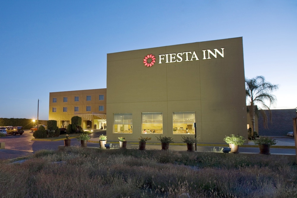 Fiesta Inn Express San Luis Potosí Oriente