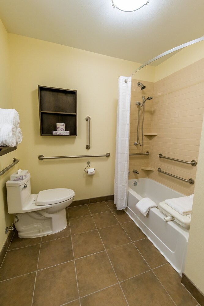 Candlewood Suites Fairbanks by IHG - photo 16