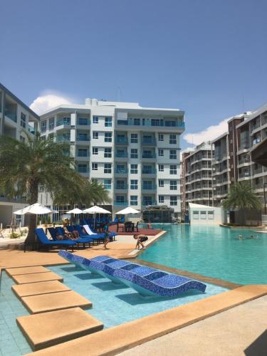 Grand Blue Condominium by Nuttaya — 4-Star Luxury Hotel in Klaeng, Thailand