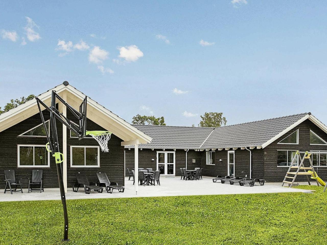 Luxury Retreat with Pool by Traum Ferienwohnungen — hotel in Frederiksvaerk