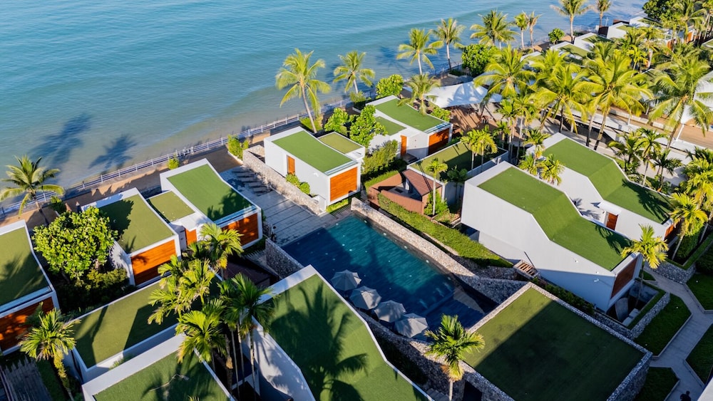 Casa de La Flora — 5-Star Luxury Hotel in Takua Pa, Thailand