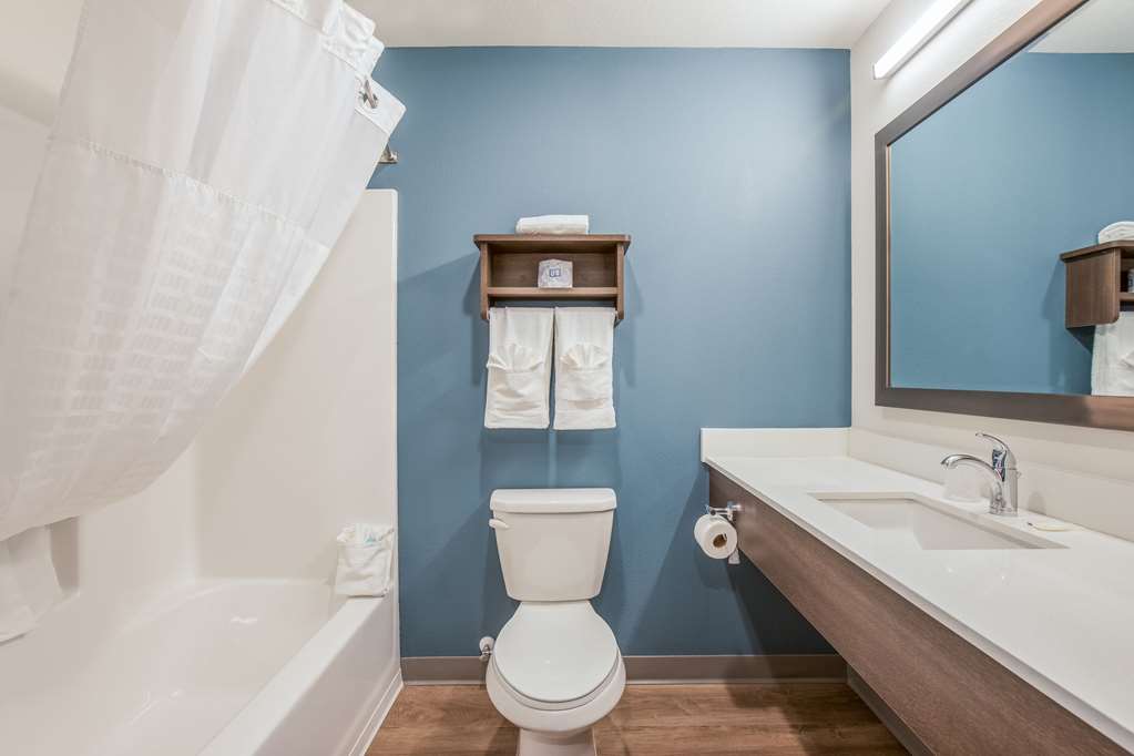 WoodSpring Suites Chicago Midway - photo 16