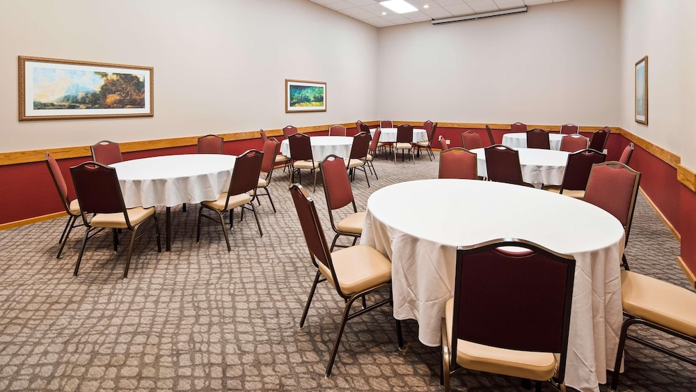 Osage Creek Lodge - photo 25