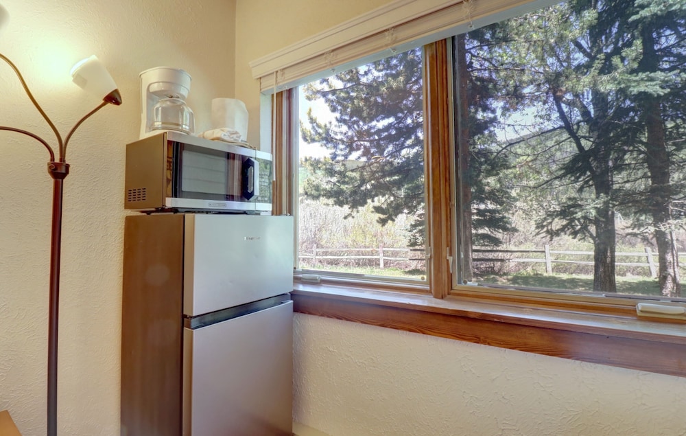 Anaconda 4 Bed 4 Bath by RedAwning - photo 12