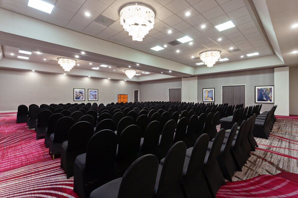 Crowne Plaza Silicon Valley N Union City - photo 43