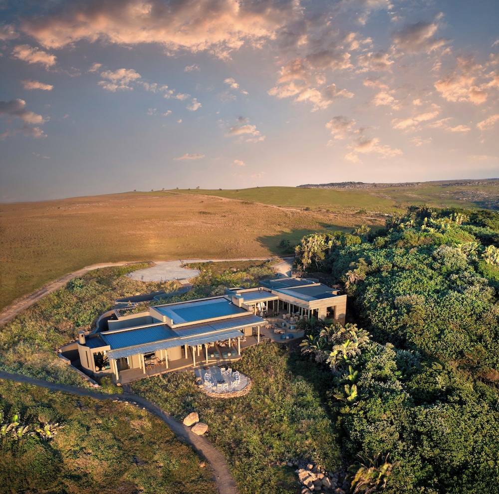 GweGwe Beach Lodge — 5-Star Luxury Hotel in Cape Town, South Africa