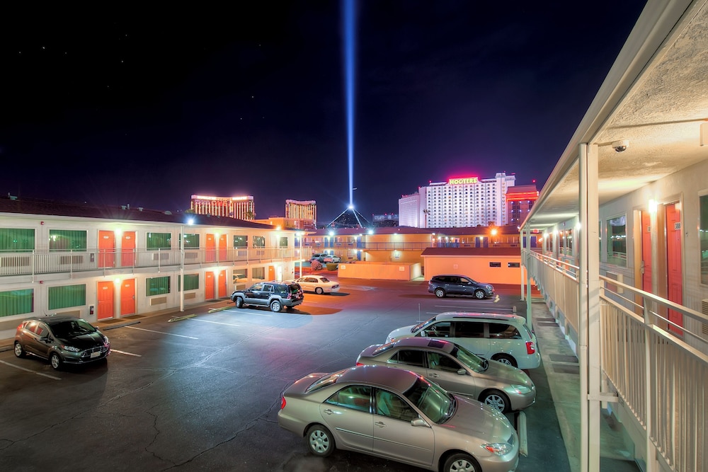 Studio 6 Suites Las Vegas NV Tropicana - photo 28