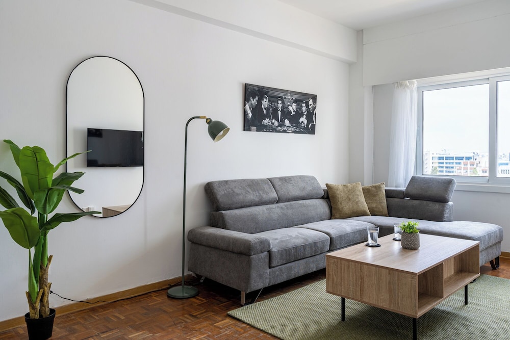 Bastia Skyline 1 BR Apt in Nicosia — 4-Star Luxury Hotel in Nicosia, Cyprus