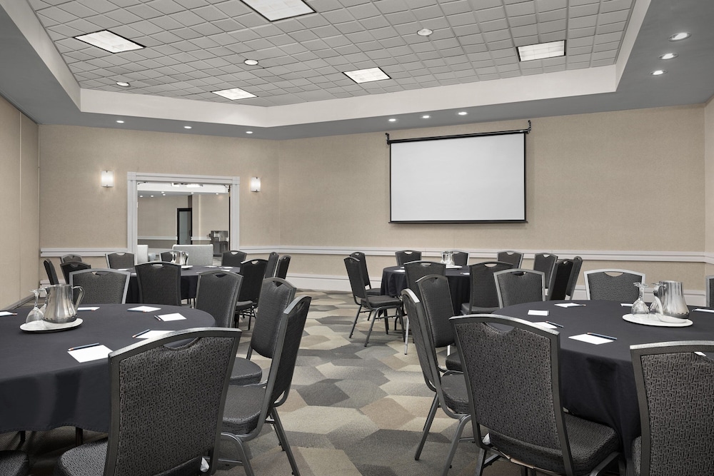 SpringHill Suites by Marriott Boston Peabody - photo 24