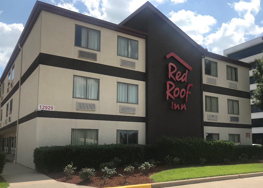 Red Roof Inn Houston Brookhollow - photo 16