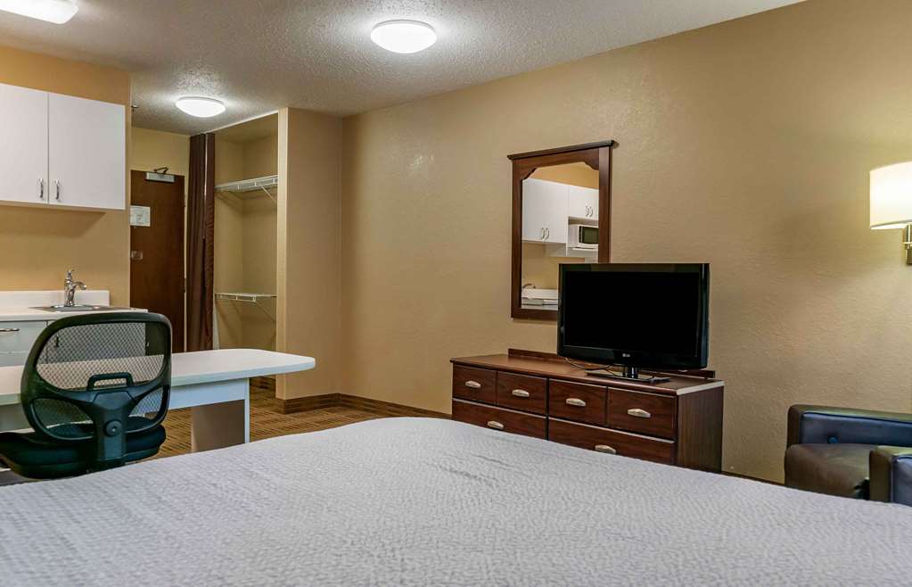 Extended Stay America Suites Detroit Ann Arbor Briarwood Mal - photo 13