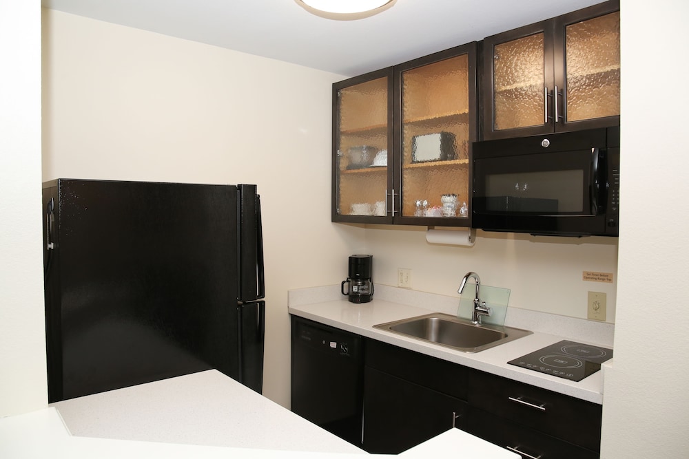 Candlewood Suites Portland Scarborough by IHG - photo 12