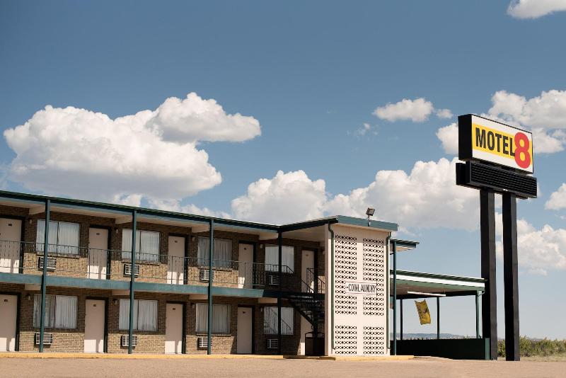 Motel 8 Laramie - carbon neutral hotel in Laramie