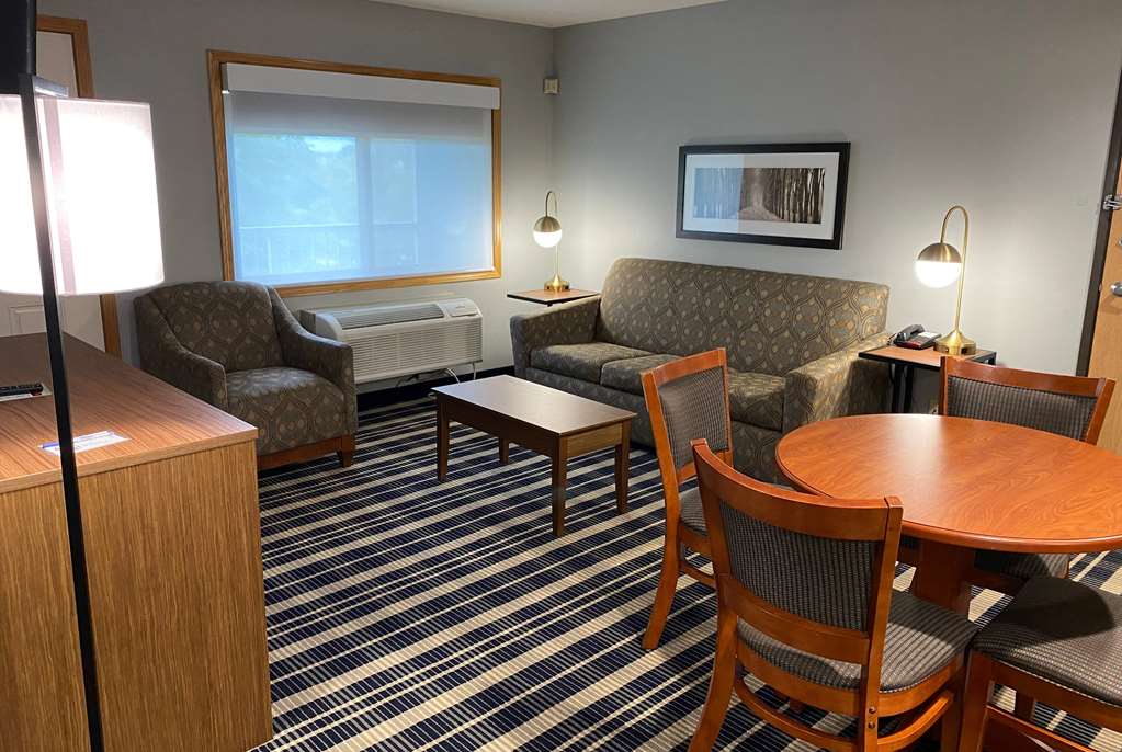 AmericInn by Wyndham Chanhassen - photo 30