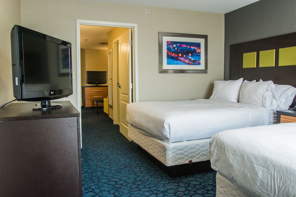 Holiday Inn Express & Suites Jackson by IHG - photo 6