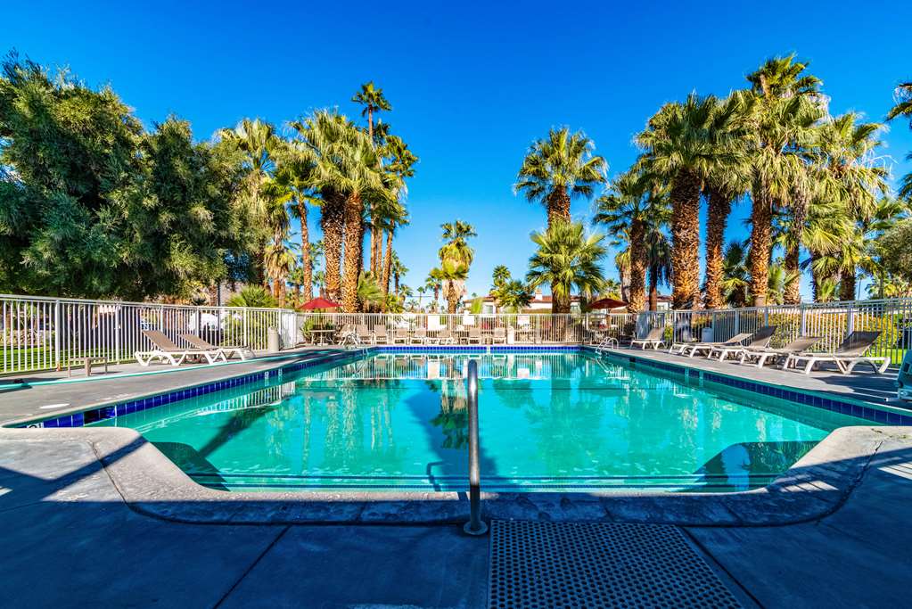 Motel 6 Palm Springs CA East Palm Canyon - photo 20