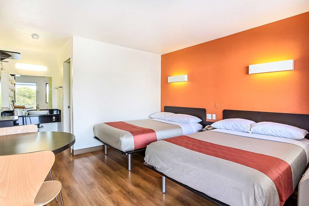 Motel 6 Sunnyvale CA South - photo 16